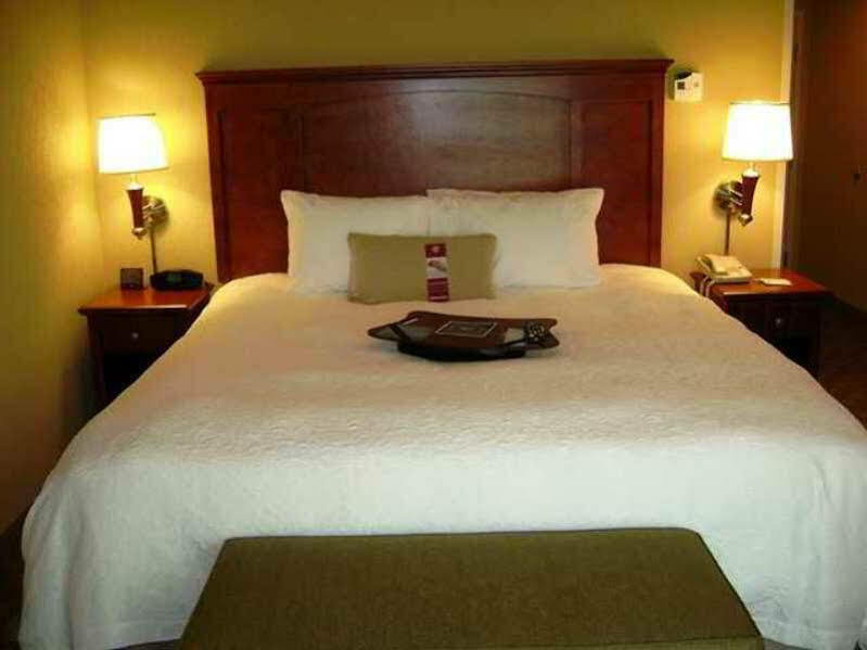 Hampton Inn & Suites Paducah Buitenkant foto